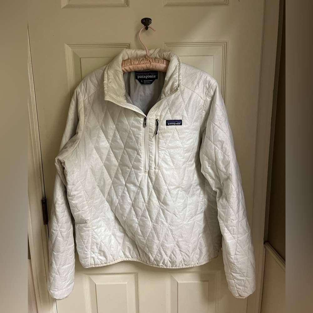 Patagonia Women’s Nano Puff Pullover - White, size L